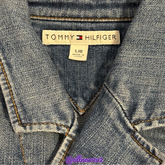 New Vintage Tommy Hilfiger Embellished Tailored Medium Wash Denim Jacket - Picture 3 of 16